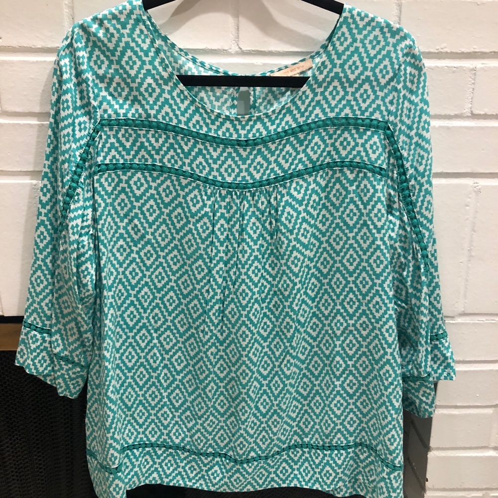 Stitch Fix - Green geo print tunic